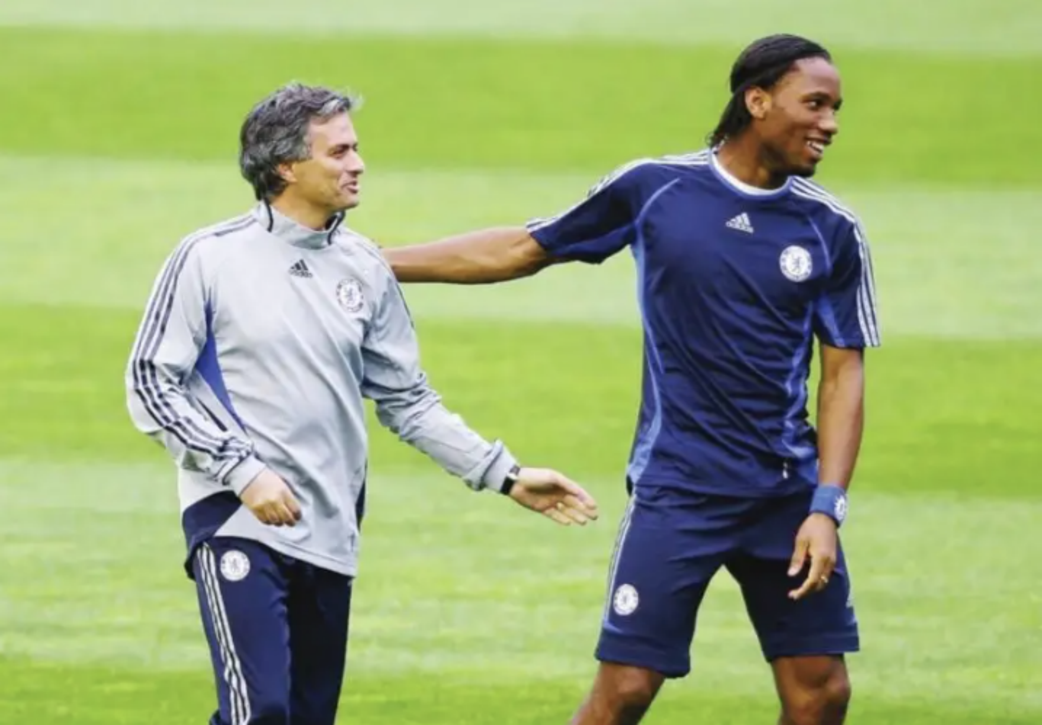 德罗巴在瑞士队比赛中大比分获胜，出色发挥引发热议！