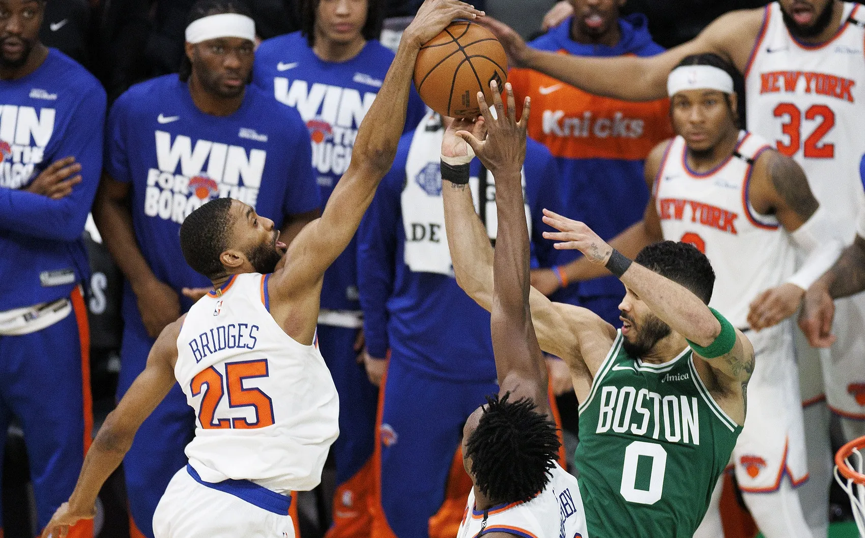 包含塔图姆在独行侠比赛中比赛规则变更，反败为胜引发热议！的词条